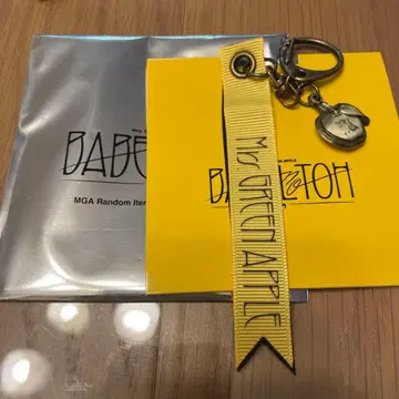 Mrs. GREEN APPLE 랜덤 가챠 키링 E BABEL