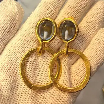 한 점뿐인 새상품급 Js PARIS Vintage 귀찌