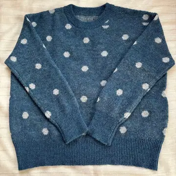 센소유니코 도트 무늬 긴팔 니트 스웨터