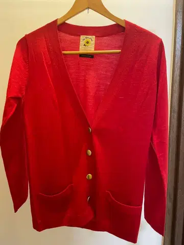 레드 긴팔 가디건 골드 버튼