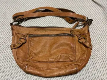 브라운 가죽 숄더백