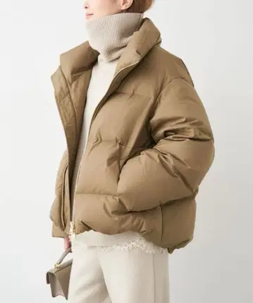 새상품 Deuxieme Classe HYGGE 다운 코트 카키