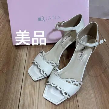 인기 브랜드 다이애나 오픈토 힐 화이트