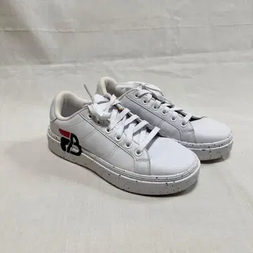 FILA 화이트 스니커즈 25.0cm