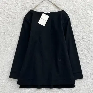 택 포함 새상품 매디슨 블루 보트넥 풀오버 B 자수 블랙 검정