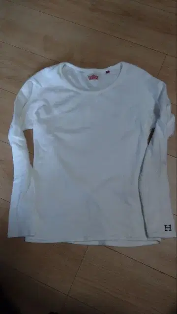 할리우드 런치마켓 긴팔