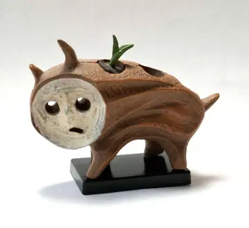오카모토 타로 아트 피스 컬렉션 빛의 향연 개 모양 화분