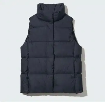 새상품급 UNIQLO 파우더 소프트 다운 베스트 블랙 사이즈 M