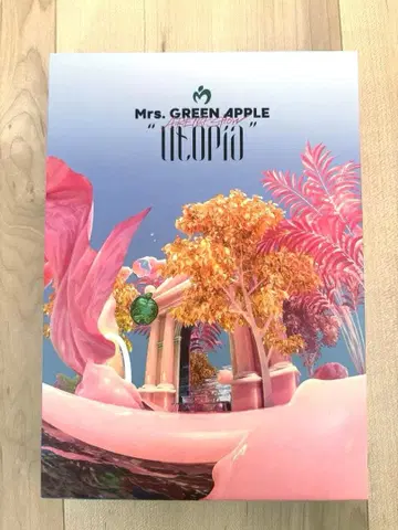 Mrs. GREEN APPLE Blu-ray Utopia (초회 한정판)