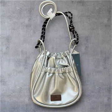 새상품 CPCM PU 코드 개더 미니 숄더백 실버