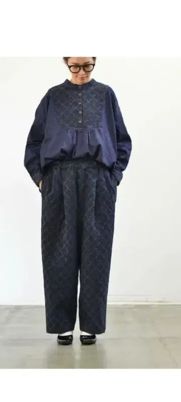 tumugu 츠무구 데님 울퉁불퉁 자카드 팬츠