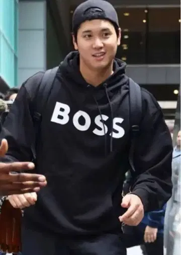 BOSS 블랙 후드 부착 후드티 M