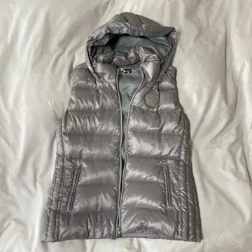 Black & White 실버 다운 베스트 사이즈 3