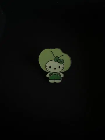 모 헬로키티 만박 후쿠로노리 핀 배지