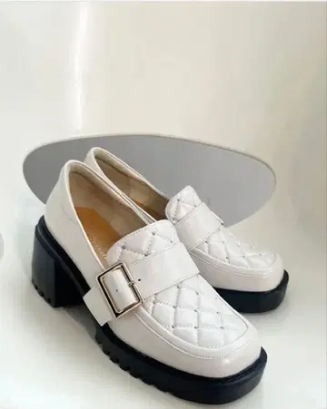 ORiental TRaffic 퀼팅 x 스터드 통굽 신발