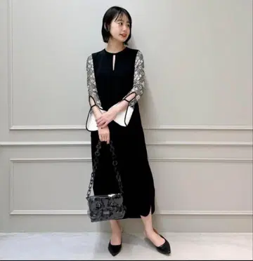 Floral Lace Sleeve Dress black x white