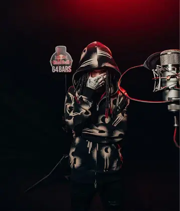 Yvng patra 착용 NO PLACE 후드티