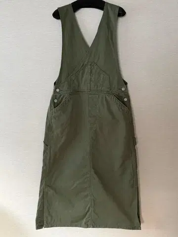 어른의 오버롤 스커트