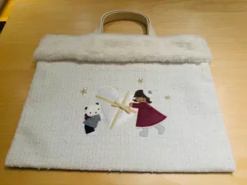 파밀리아 퍼 화이트 토트백 골드 리본