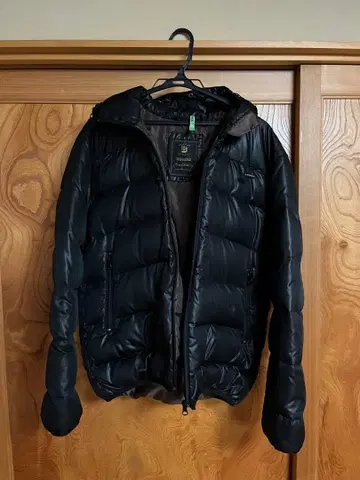 BEAMS 블랙 다운 자켓 L 사이즈