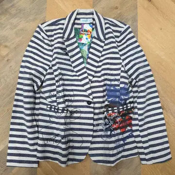 [ 새상품 ] Desigual 스트라이프 테일러드 자켓 빅 사이즈 y39