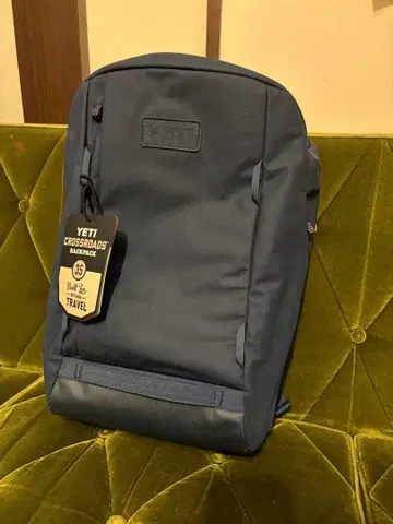 YETI CROSSROAD 백팩 35 다크 블루