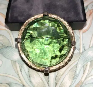 sphinx 그린 유리 빈티지 라운드 브로치