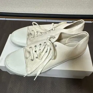 MHL. 화이트 스니커즈 28.0cm