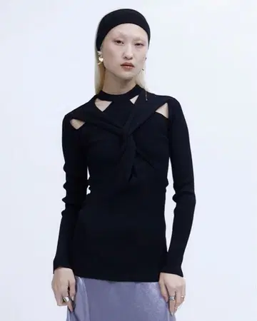 THINGS THAT MATTER /TWIST KNIT TOPS