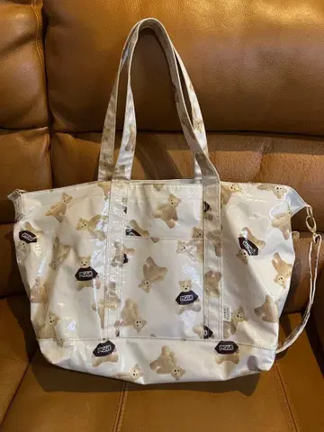 젤라또피케 곰 무늬 화이트 마더백