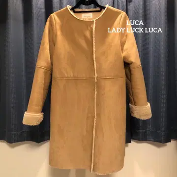 LADY LUCK LUCA 베이지 무스탕 코트
