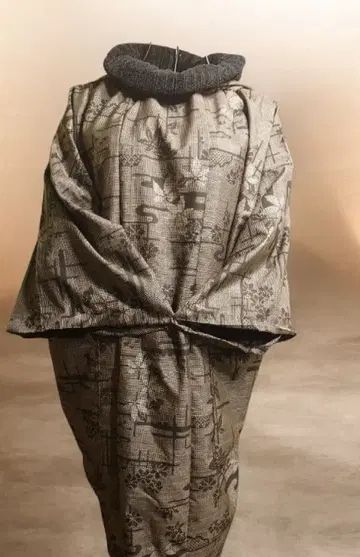 진흙 오시마 명주 리메이크 후드 부착 튜닉 (롱 기장)