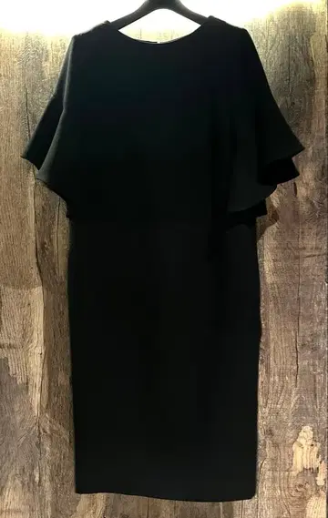 BLACK 원피스 38 사이즈 클리닝 완료