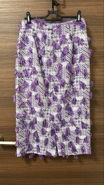 로쏘 프린지 트위드 핑크 타이트 스커트