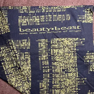 beauty:beast 디지털 프린트 반다나 블랙 빅 사이즈입니다