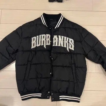 Burbanks 블랙 다운 자켓