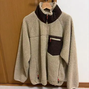 [가격 인하 대환영] 베이지 플리스 자켓 하프 지퍼