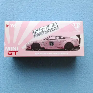 미니카 MINIGT LIBERTY WALK R35 PinkPig 새상품