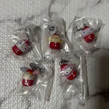 산리오 캐릭터즈 딸기 메지루시 액세서리