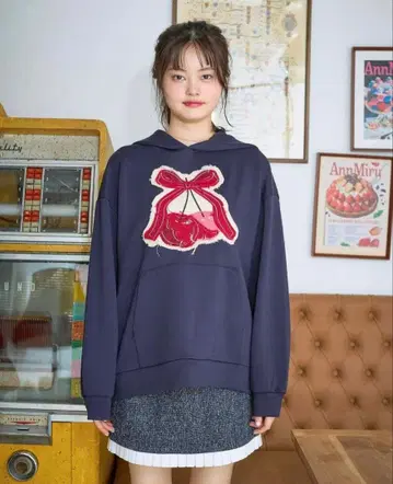 안밀 AnnMiru 밀과 365일 체리 오버 후드티 네이비