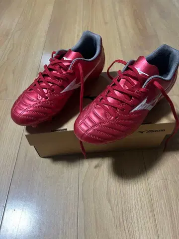 미즈노 축구화 레드 모나르시다 네오 3