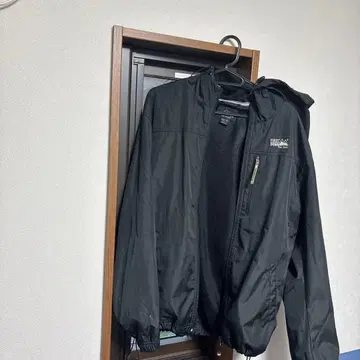 퍼스트 다운 나일론 자켓 블랙