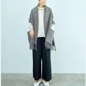 미사용 LAPUAN KANKURIT UNI 포켓 숄 그레이