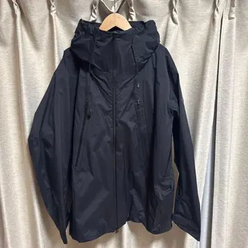 DESCENTE ALLTERRAIN 하드쉘 자켓 '클레어'