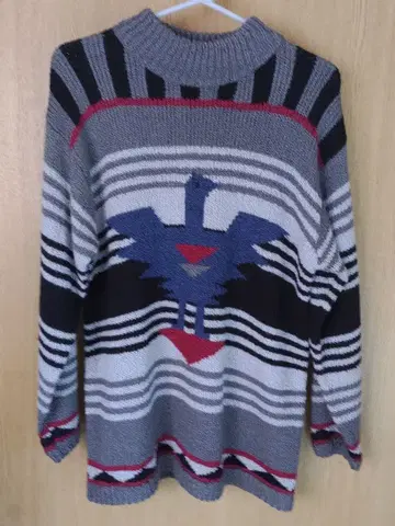 [ Zibitto ] 90년대 골동품 보더 무늬 니트 스웨터 미사용