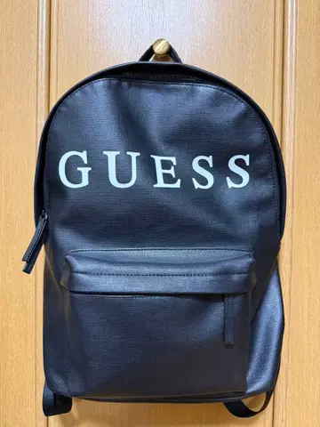 GUESS 블랙 백팩