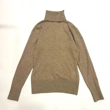 M-PREMIER 캐시미어 베이지 터틀넥 니트 긴팔