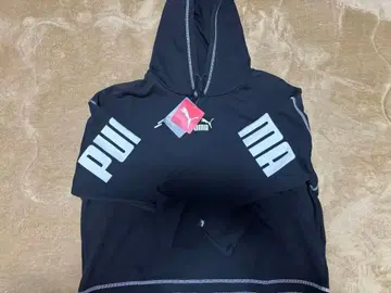 PUMA 블랙 후드 부착 후드티