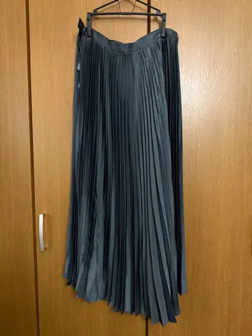 +J UNIQLO 플리츠 랩 롱 스커트