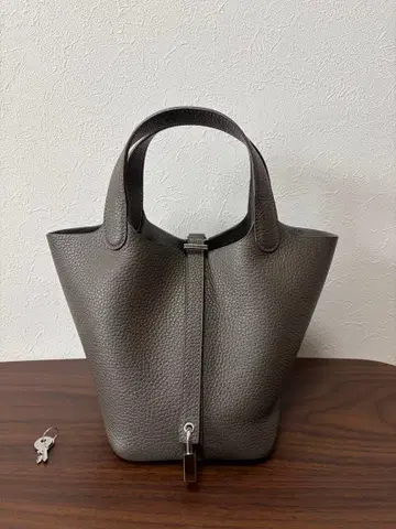 피코탄 PM풍 천연 가죽 핸드백 큐브백 큐브형 백